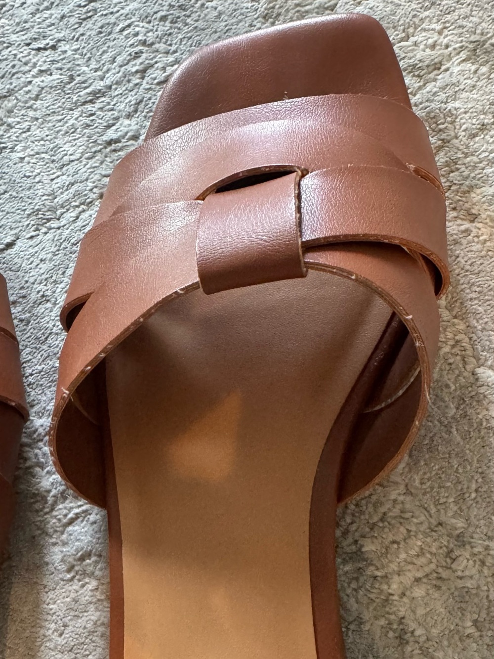 Old Money Style Women's Brown Slide Sandals - Picture 8 of 8
